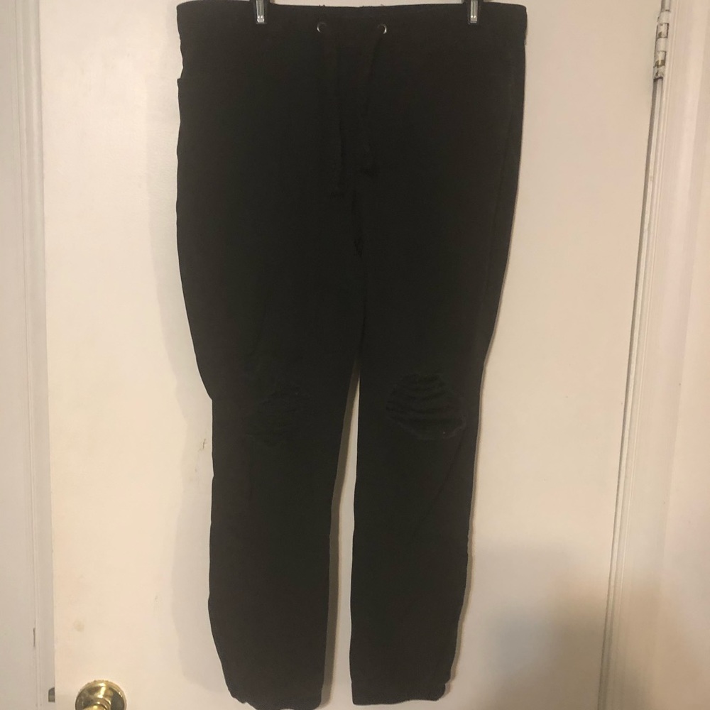 Men’s, black, size L, ripped, Jogger.